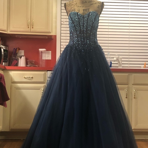 Dresses & Skirts - Navy blue prom dress